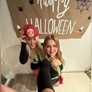 Pack of two reflective running vests!